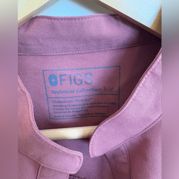 Figs Oversized Scrub Top - Picture 3 of 3